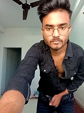 Snapshot of sdgjjkkmm chatting on March 27, 3:12 am sdgjjkkmm online show from March 27, 3:12 am