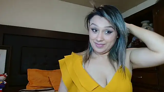 Snapshot of aitanalove_ chatting on May 27, 10:07 pm aitanalove online show from May 27, 10:07 pm