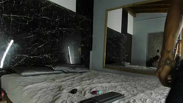 Snapshot of Karla_logan chatting on February 27, 3:50 am Karla logan online show from February 27, 3:50 am