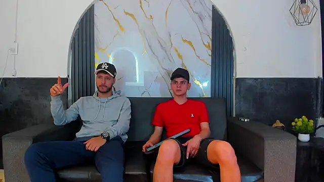 Angel Villareal online show from March 10, 5:45 am