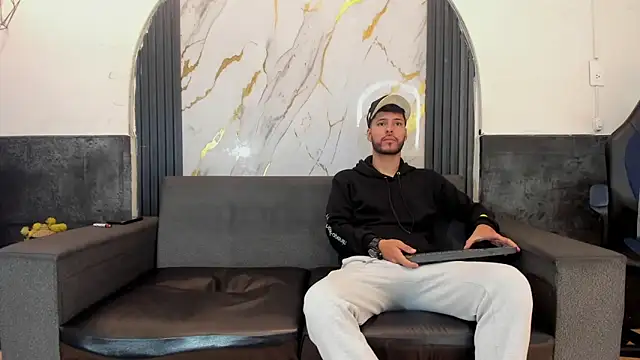 Angel Villareal online show from March 21, 5:56 am