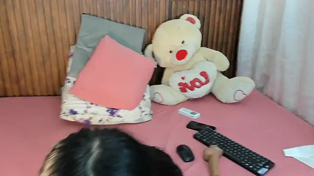 Bella natt1 online show from March 29, 1:22 pm