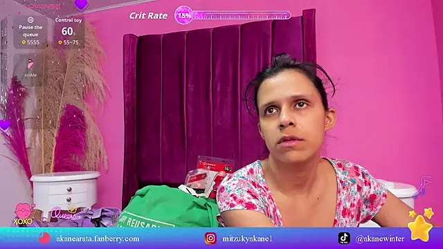 mitzukywinteer online show from June 11, 9:57 pm