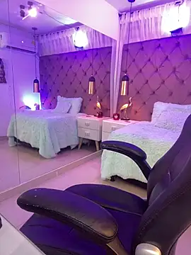 Auri   online show from March 7, 7:33 pm