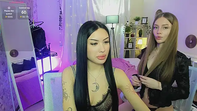 Snapshot of _JessLei_ chatting on February 15, 3:42 pm JessLei online show from February 15, 3:42 pm