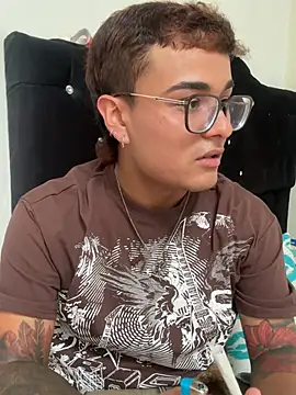 OliverFuck online show from February 4, 7:31 pm