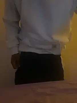 PERKS606 online show from February 3, 3:37 am