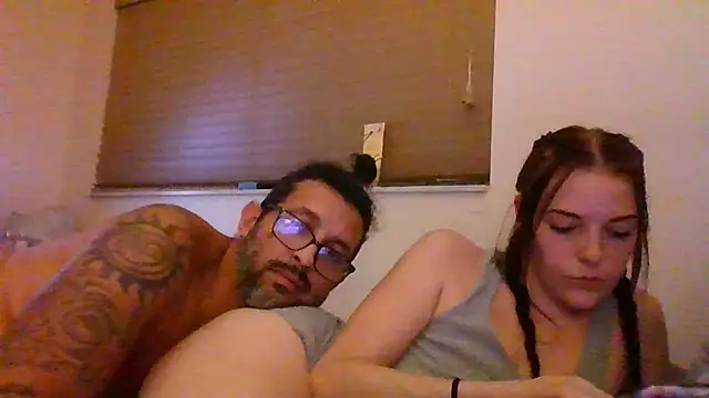 Snapshot of Tattoos77 chatting on May 21, 7:37 am Tattoos77 online show from May 21, 7:37 am