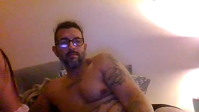 Snapshot of Tattoos77 chatting on May 28, 5:27 am Tattoos77 online show from May 28, 5:27 am