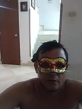 Snapshot of Juanstevan2724 chatting on January 19, 12:47 am Juanstevan2724 online show from January 19, 12:47 am