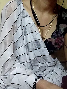 annugirl online show from March 3, 8:20 am