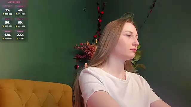Snapshot of baby_annn chatting on March 29, 2:55 am baby annn online show from March 29, 2:55 am
