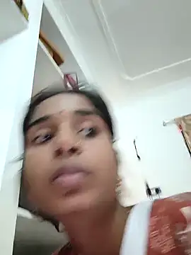 Snapshot of Cute-Natashaa chatting on February 12, 8:20 am Cute-Natashaa online show from February 12, 8:20 am