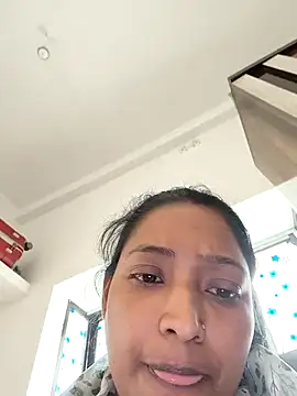 Hot-Tinaa online show from January 17, 7:24 am