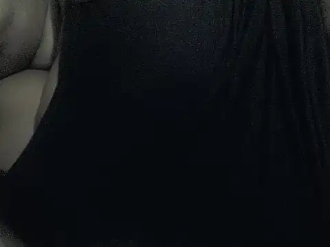 Snapshot of champers1234 chatting on March 28, 8:19 pm champers1234 online show from March 28, 8:19 pm