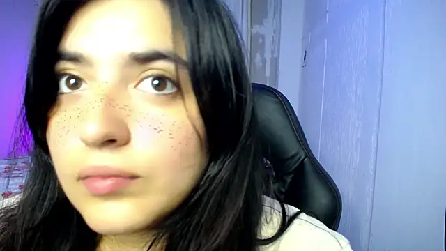 Snapshot of sonic_jess07 chatting on February 21, 3:07 am sonic jess07 online show from February 21, 3:07 am