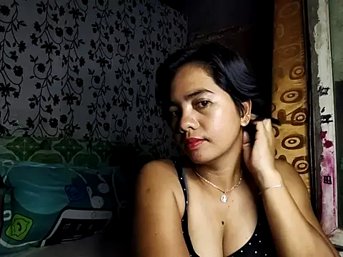 LoveSammantha24xxx online show from April 25, 7:11 pm