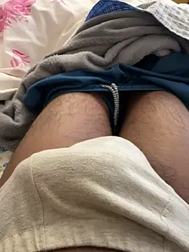 Mumbai Guy 143 online show from February 7, 9:57 am