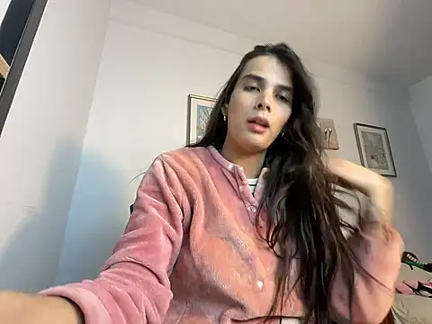 Lily WellGifted online show from February 2, 9:46 pm