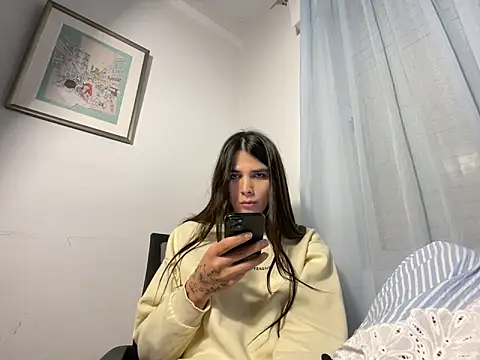 Lily WellGifted online show from March 22, 7:06 pm