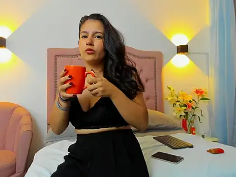 Aurarouse online show from February 6, 11:46 am