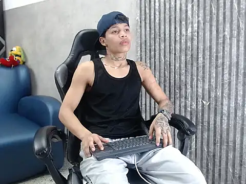 Dogan Renzo0 online show from February 3, 7:30 pm