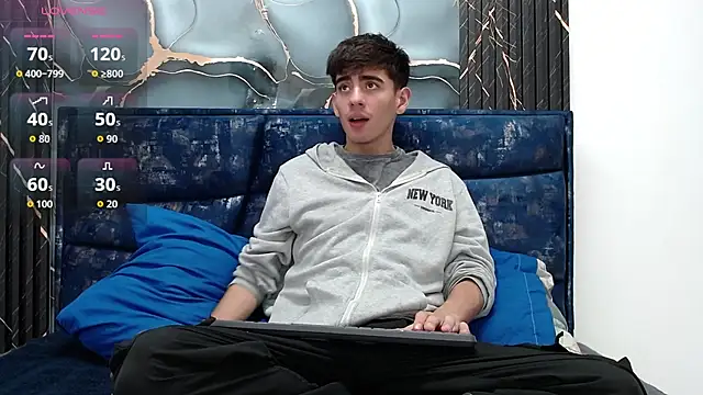 Snapshot of Lust_demian chatting on February 18, 12:01 pm Lust demian online show from February 18, 12:01 pm