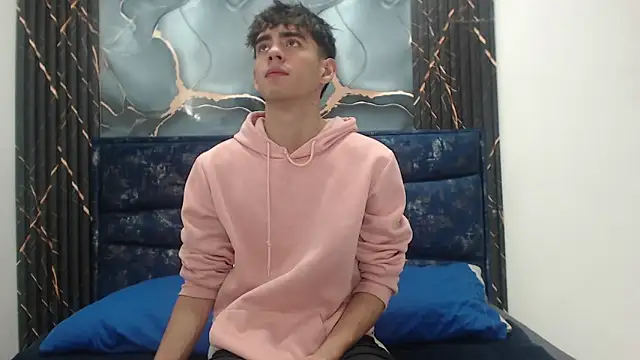 Snapshot of Lust_demian chatting on March 17, 12:19 pm Lust demian online show from March 17, 12:19 pm