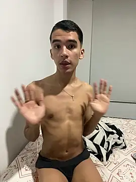 Snapshot of CandyVIP chatting on February 20, 4:20 am CandyVIP online show from February 20, 4:20 am