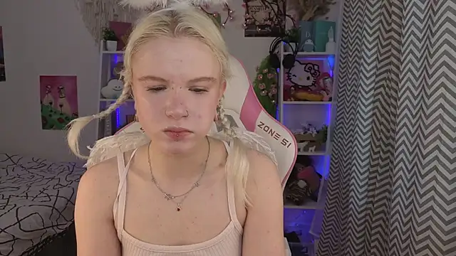 Mia WaterFall online show from June 5, 3:24 am