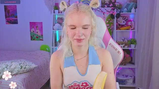 Mia WaterFall online show from July 28, 3:24 am