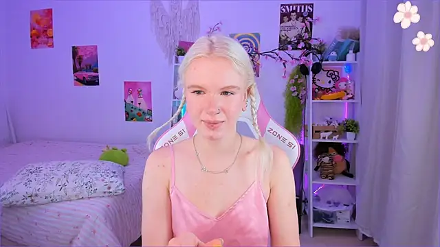 Mia WaterFall online show from July 29, 3:26 am