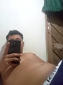 Snapshot of adre-69 chatting on March 29, 8:53 pm adre-69 online show from March 29, 8:53 pm