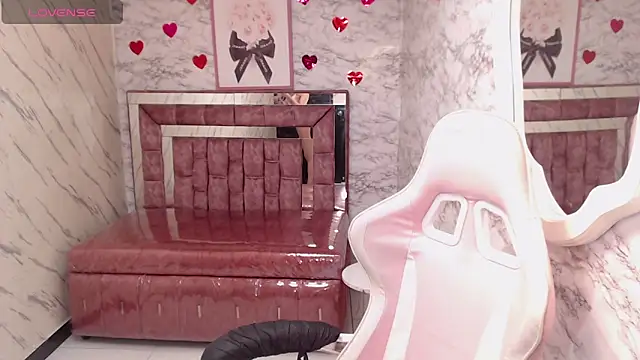 Melisa v online show from February 18, 8:05 pm