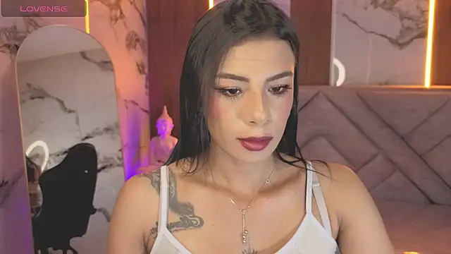 Snapshot of Melisa_v chatting on July 30, 8:08 pm Melisa v online show from July 30, 8:08 pm
