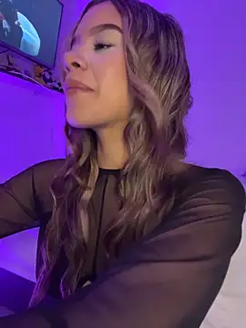 BellaMoon  online show from March 25, 3:56 am