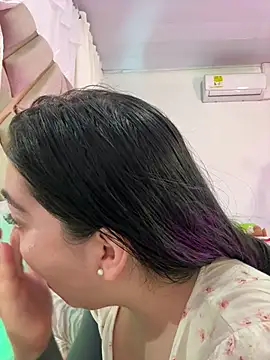 KathiaJenner online show from March 1, 10:39 am