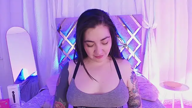 KathiaJenner online show from June 10, 11:09 am