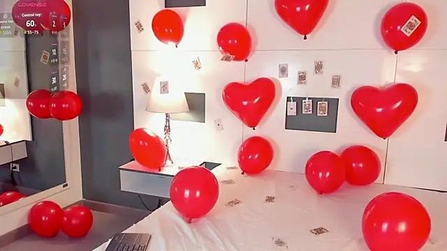 LinaSalas online show from February 7, 7:06 pm