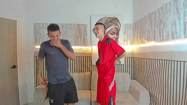 friendslikeplay online show from February 10, 9:19 pm