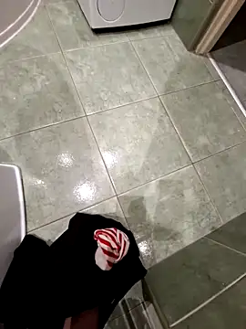 Snapshot of Milifalcon chatting on March 9, 1:09 am Milifalcon online show from March 9, 1:09 am