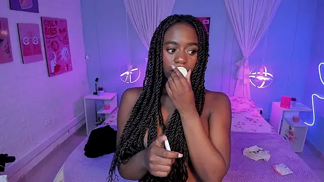 Snapshot of naomi_campell chatting on March 9, 7:51 pm naomi campell online show from March 9, 7:51 pm