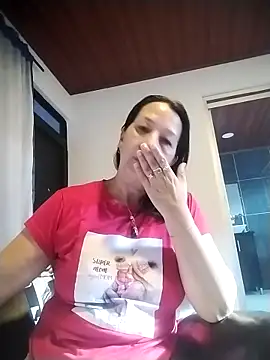 Snapshot of RosseLaure chatting on March 13, 9:43 pm RosseLaure online show from March 13, 9:43 pm