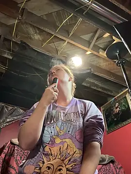 HazelFr33bird online show from October 12, 1:15 am