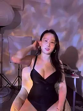 Snapshot of kaixin66 chatting on March 27, 2:28 pm kaixin66 online show from March 27, 2:28 pm