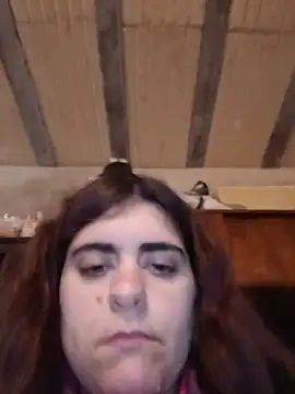 Snapshot of CherryRabitt chatting on June 19, 8:01 pm CherryRabitt online show from June 19, 8:01 pm