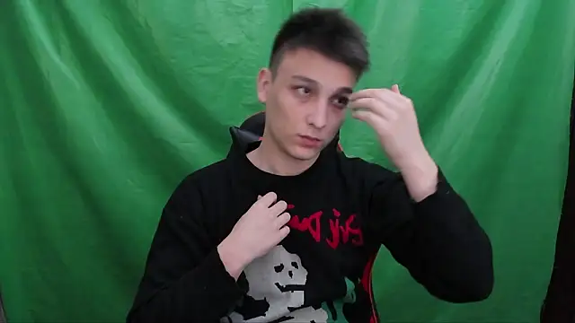 Snapshot of Justin_time111 chatting on March 28, 8:19 pm Justin time111 online show from March 28, 8:19 pm