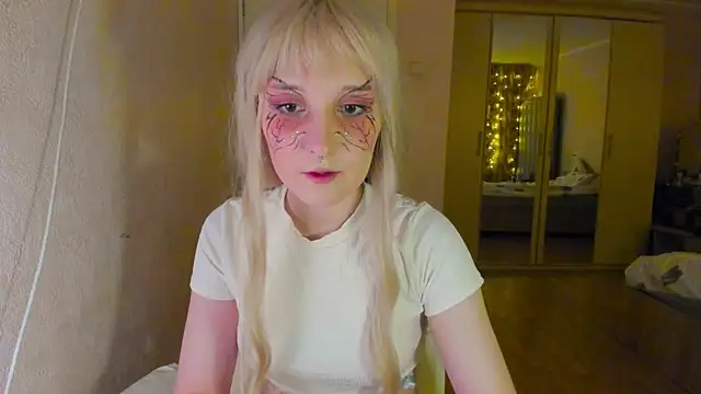 Maryannn online show from February 12, 7:42 pm