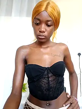 Silk Hennessy online show from February 5, 1:05 pm