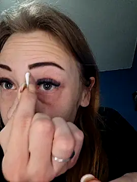 dewimp1 online show from February 2, 11:42 am